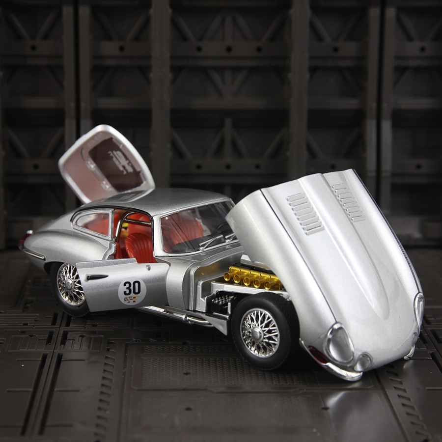 Modelo de Carro Jaguar E-Type  - Car Care avaliação e preço